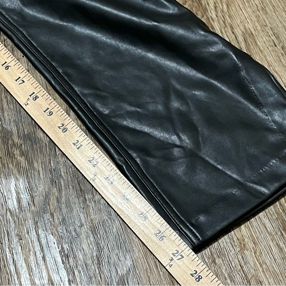 ABERCROMBIE & FITCH Faux Leather Pants Size 6 Black Side Leg Slit New With tags - Picture 6 of 15